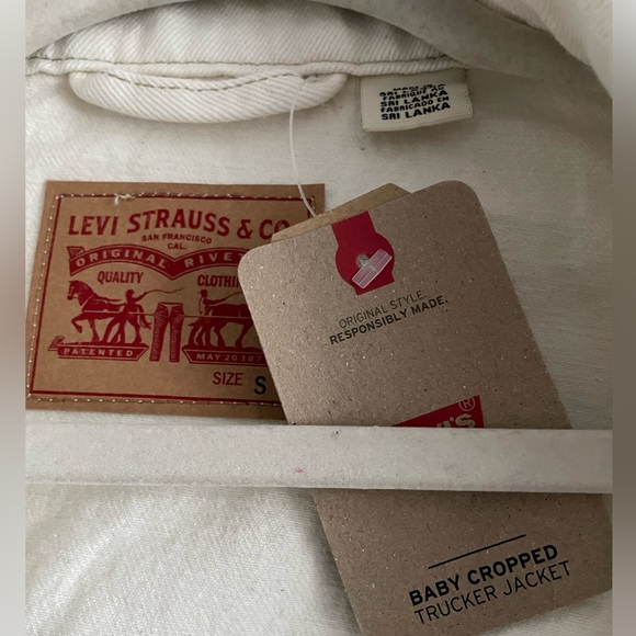 Levi Jean Jacket - Picture 3 of 4